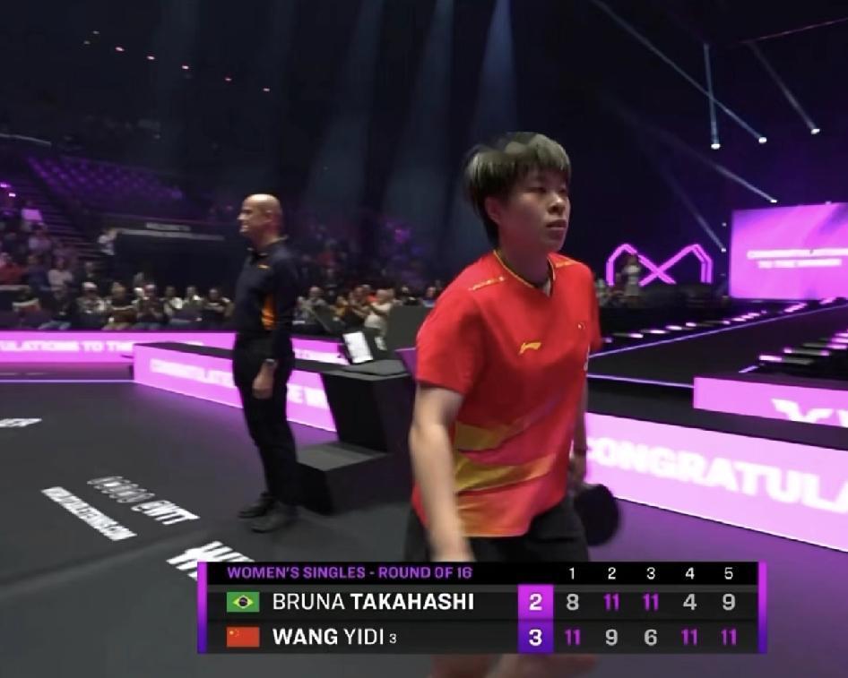 大迪这场赢得漂亮！3:2的比分胶着又刺激，看得人热血沸腾。高桥这素质这人品恨