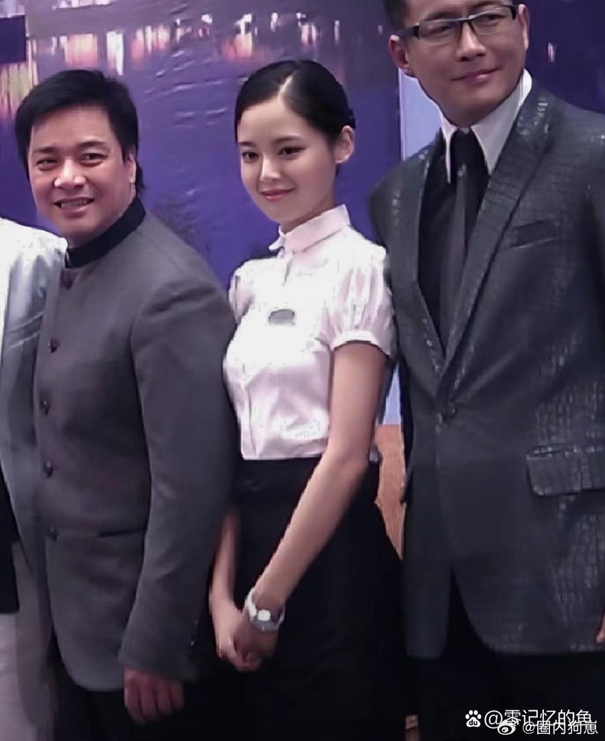 辛芷蕾年轻时候也太好看了！又灵又有辨识度，颜值真的很能打～