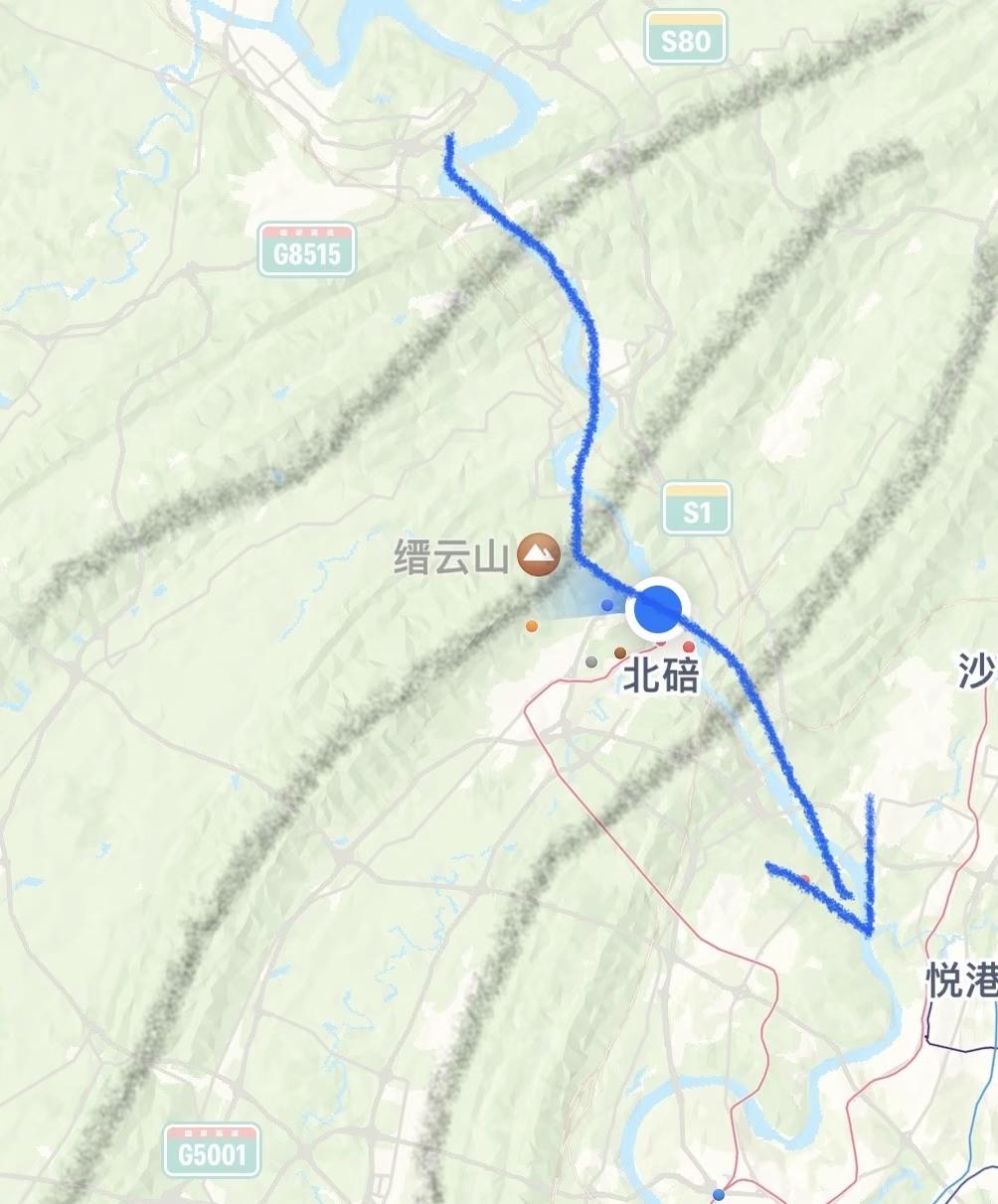 嘉陵江宁可穿越这三座大山不绕道[捂脸哭]嘉陵江本来就在那，是山从它流经的地方抬