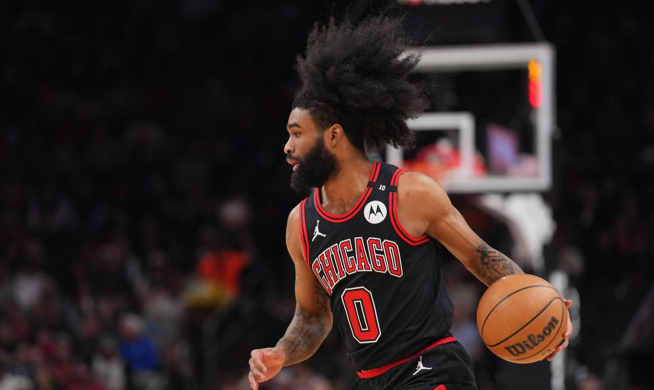 公牛队记报道：公牛管理层正在积极兜售怀特，因为怀特复出的10场比赛并没有让公牛的