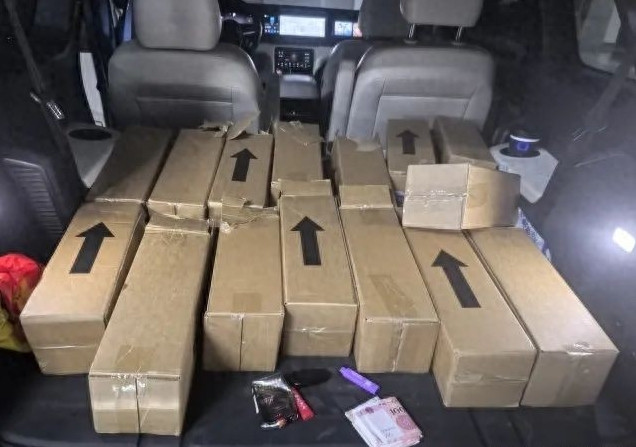 杭州保安拦下六箱“热水瓶”立大功！警方紧急提醒：损害不可逆，绝对别碰！