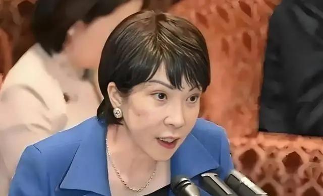 法媒感到非常惊讶！法媒称，中国官媒竟然以破口大骂的方式赤膊上阵，大骂日本首相高市