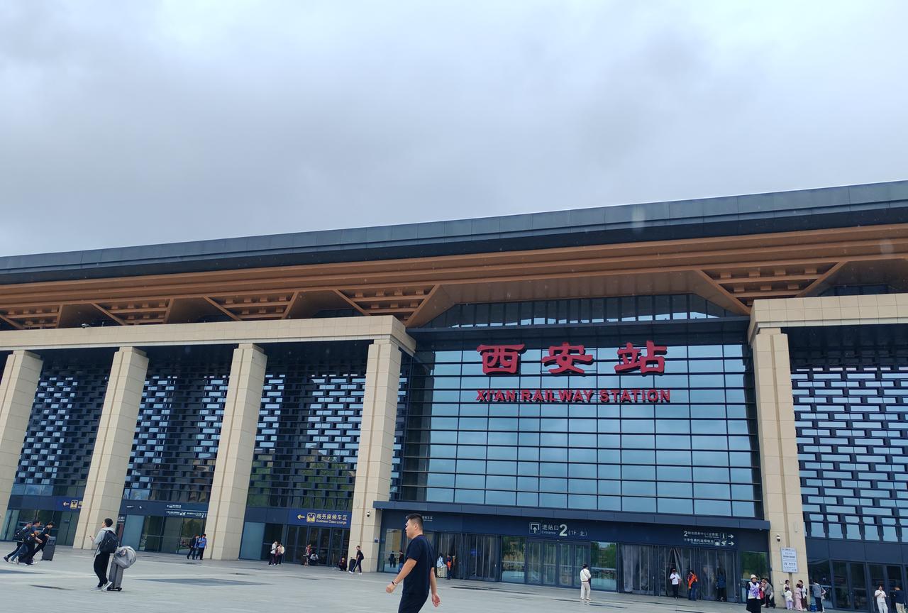 城市老破小不愁了央妈一槌定音，8月28日18:53国务院发文，支持老旧住房自主