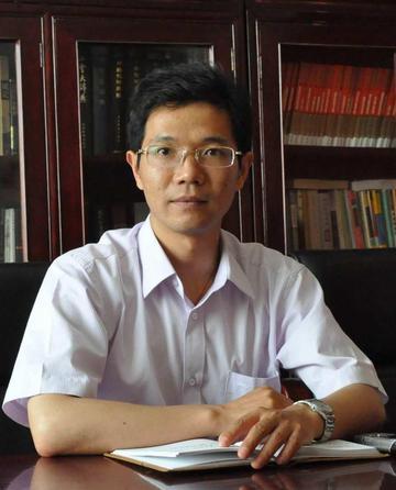 李圣律师下班遭闷棍凶手仅判1年多？李圣律师遇袭案判得让人心里堵去年