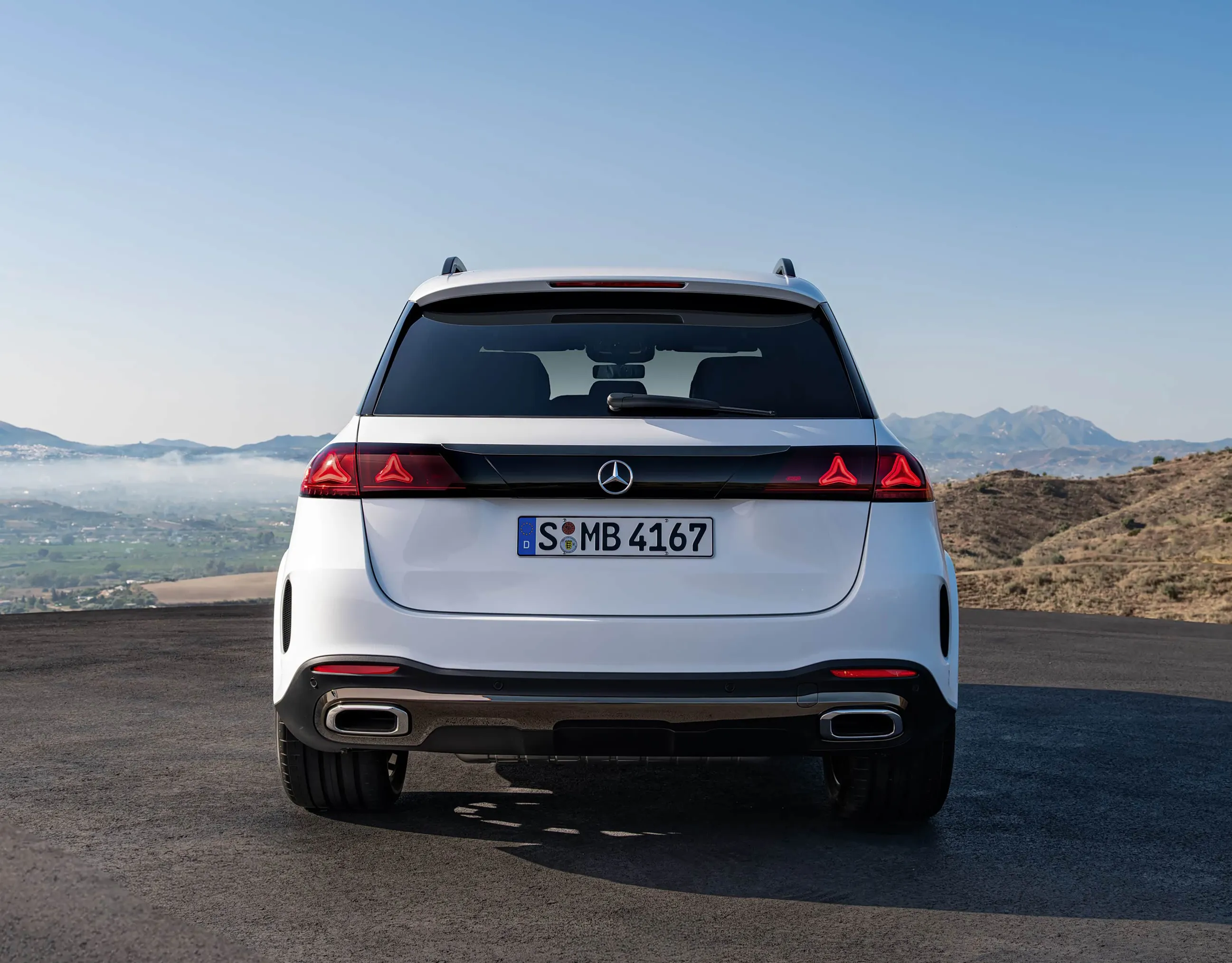 新款奔驰GLE正式发布，彻底沦为大号GLC了。新款奔驰GLE正式发布，此次为第