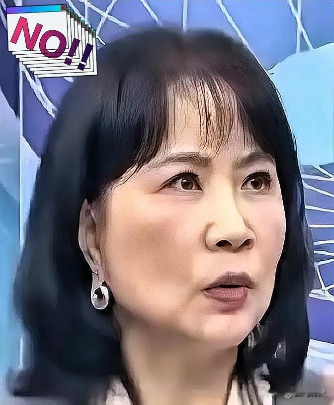 号外！号外！台湾省媒体人陈凤馨表示，按照民调来看，70%以上的台湾地区民众认同