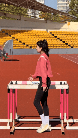 有个体育生女朋友就是好就这一个动作换作是我，第一下就卡裆了体育生体育生名场