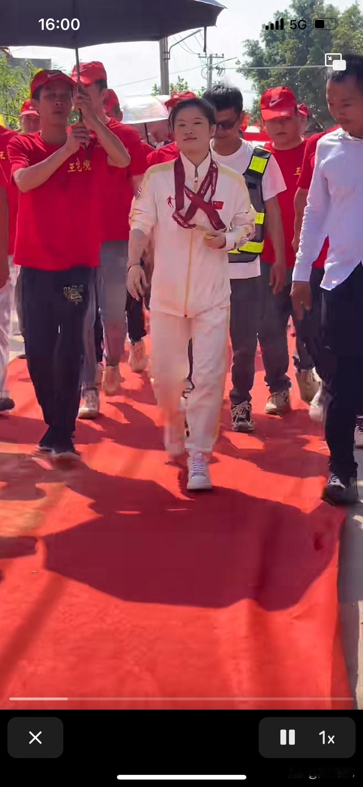 很多人说王伟莹这次全运会获得两金，相当的高调，当年全红婵奥运金牌都没有这种待遇，