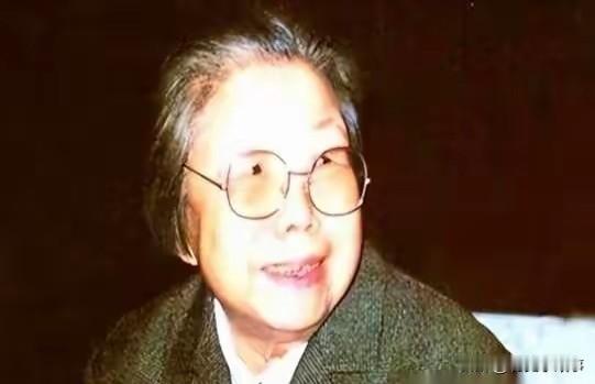 85岁的邓颖超，找到李鹏，开口就是一句：