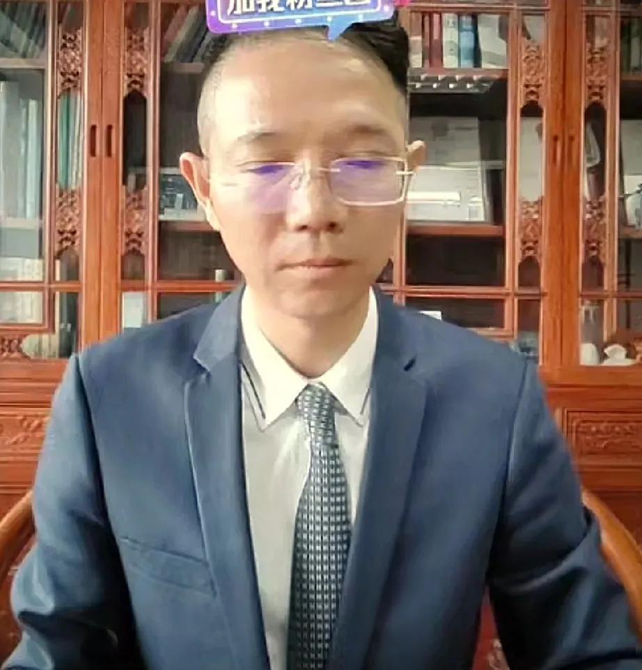 大家都在担心一个问题，洋钉子那伙人会不会对会议录像动手脚呢？担心他们篡改录像的内