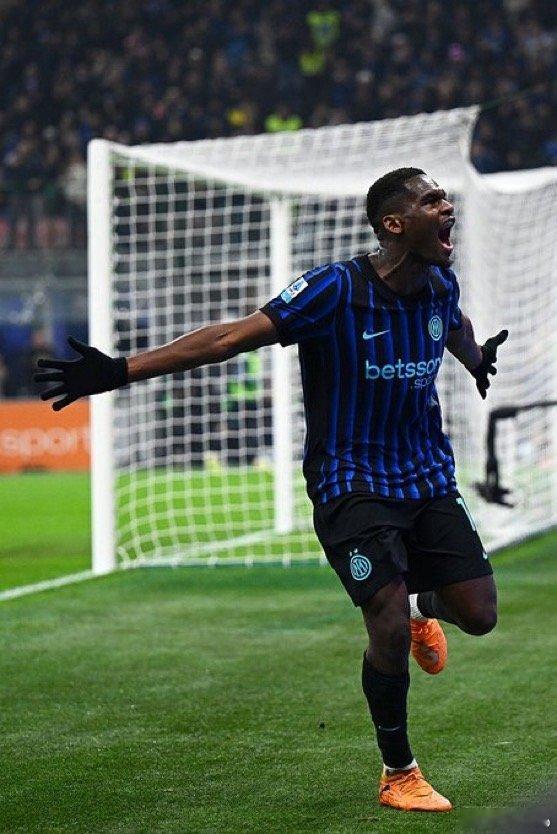 米兰体育报：博尼现在就已经可以被认为是年度最佳引援了国际米兰今夏为他花费的25