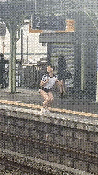 还别说真想揍他[捂脸哭][捂脸哭][捂脸哭]