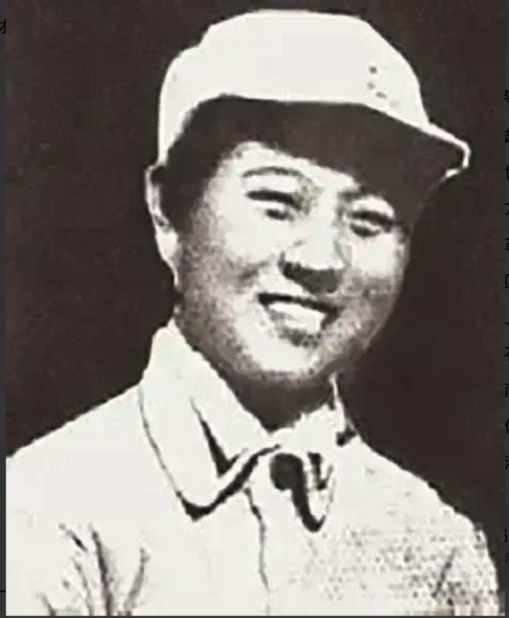 1941年，女团长辛悦受伤，战友用担架抬着她前行。突然，辛锐用力，撑起上半身，