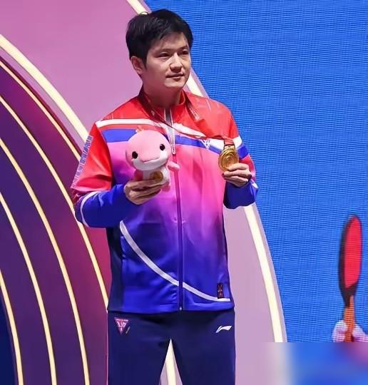 樊振东啊樊振东​真不知道说你什么好​你要不还是别参加比赛了​这评论看