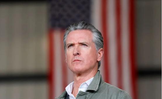 加州州长加文·纽森11日表示，无论民主党人还是共和党人，所有人都应对美国总统的所