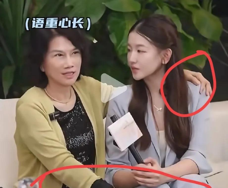 都说董明珠姜还是老的辣，但是依我看孟羽童才是深藏不露，虽然表面看着董明珠一直在
