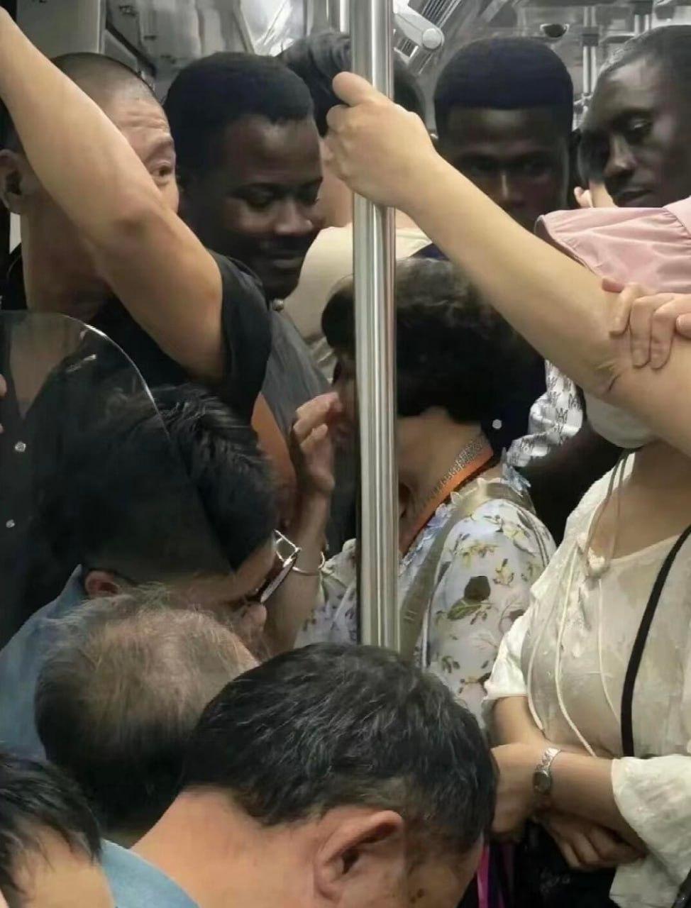 据说在广州​​​