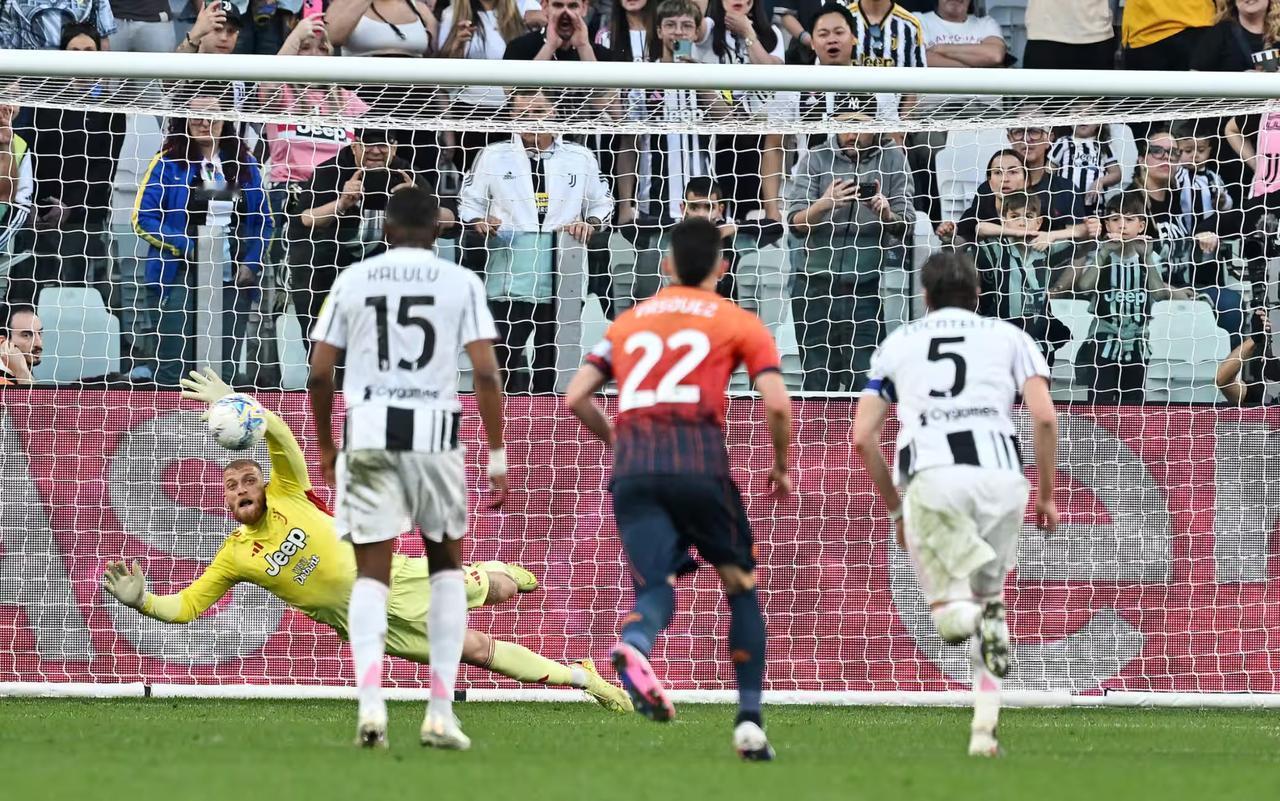 【迪格雷戈里奥更衣室一度落泪】迪·格雷戈里奥归来！这位门将受到了队友和球迷的