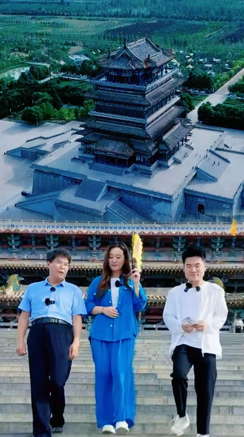 2026年1月29日，南宁青秀山环山秀坪间，董宇辉携“阅山河·广西行”团队开启直