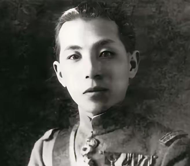 东北易帜，蒋介石给出的"回报"，远比任何人想象的都要丰厚。东北易帜之前，张学