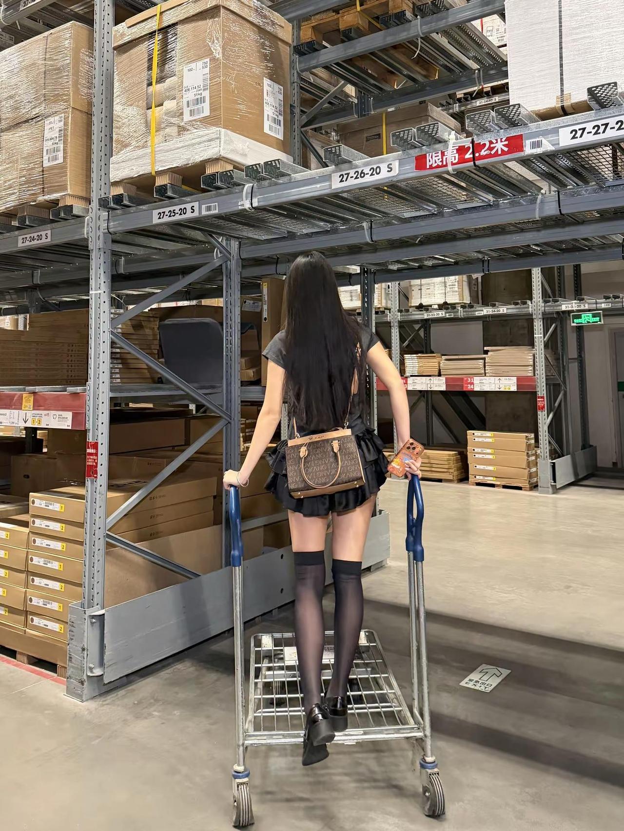 你不用来幼儿园接我我自己有拖拉机177黑长直