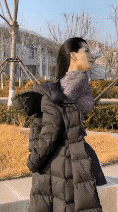 这般出色的身材是天生的，还是后天锻炼所得呢？倘若属于后天锻炼，我也想锻炼自己；要