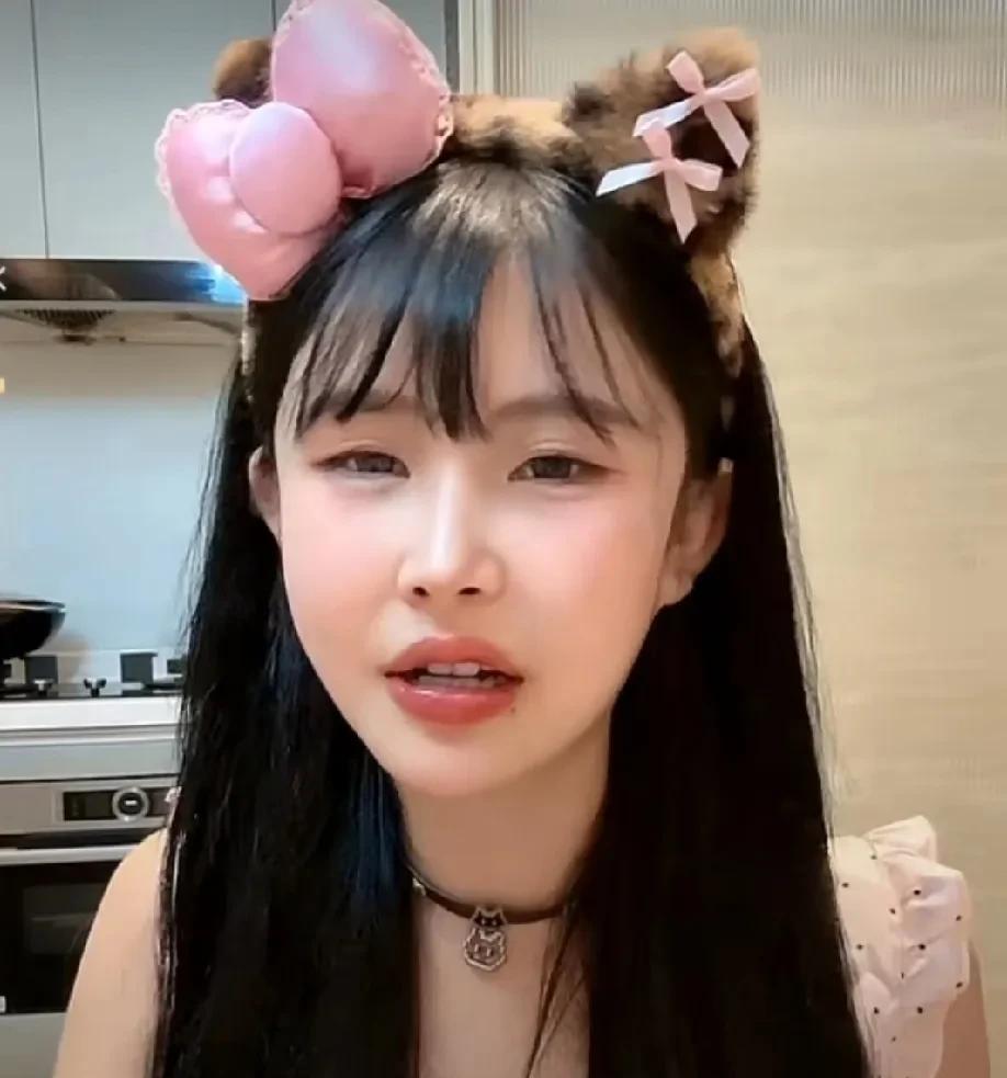 猫妹妹担心大号过户交“辛选”带货将承担连带责任！猫妹妹