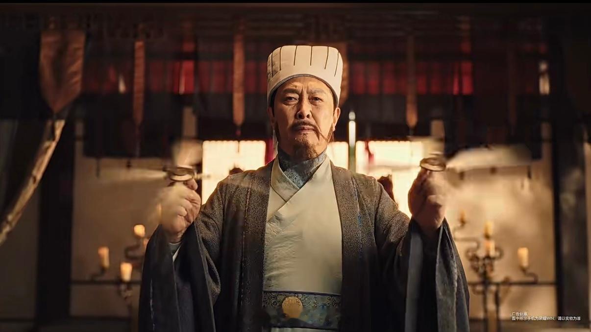 荣耀也太会整活了吧，把诸葛亮拉了回来，用荣耀win借东风为大都督周瑜降烧，这是在