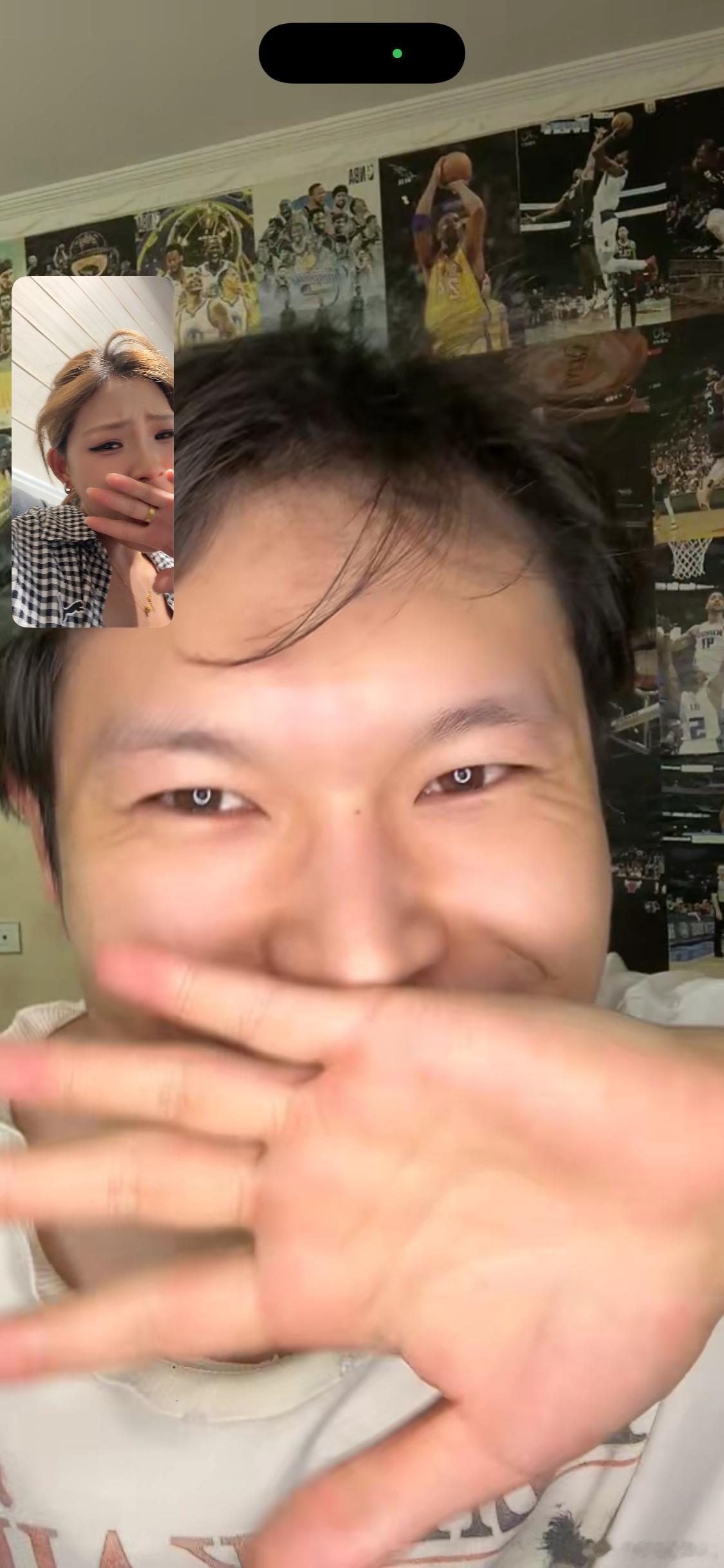 这个男的火完会不会先删掉我这种穷亲戚​​​