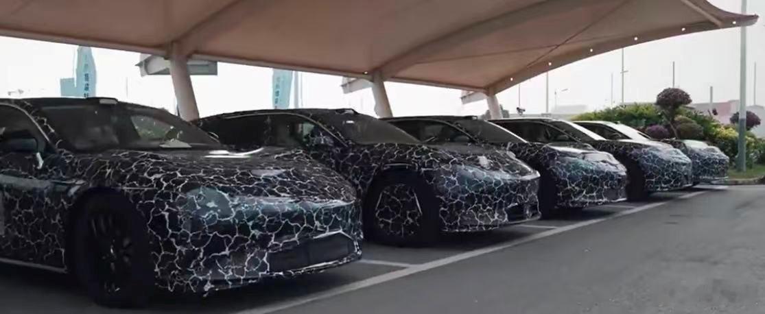 广汽与华为联手打造的启境品牌首款车谍照曝光，定位豪华猎装轿跑，对标保时捷Pan