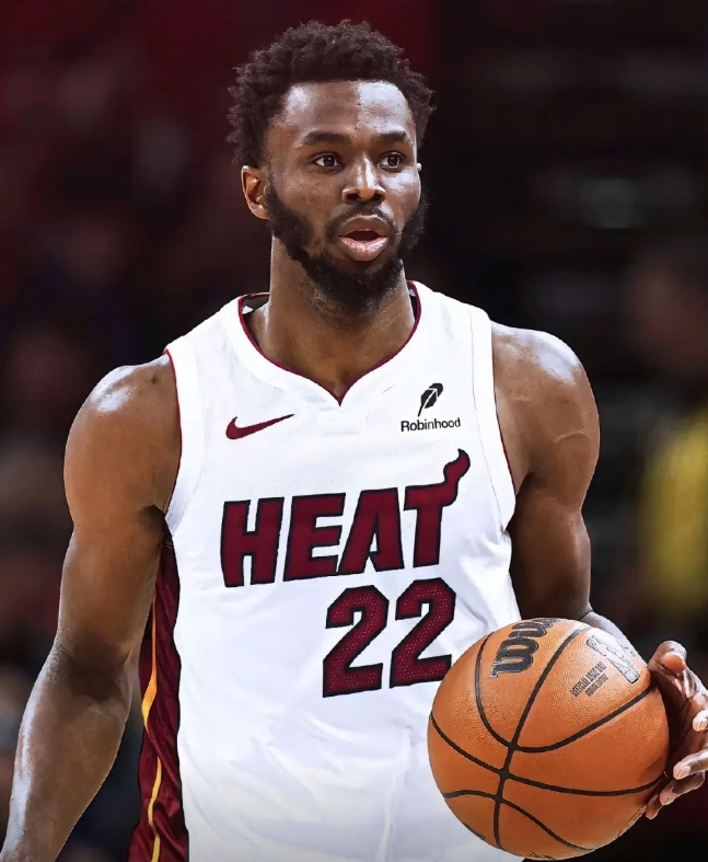 维金斯是挺适合马刺的可以做领防人替代了卡斯尔的作用，完成一定的硬解中距离替代了