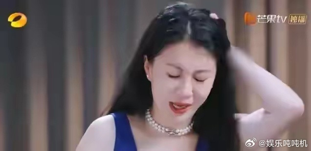 李嘉格与黄圣依的差别……​李嘉格参加《是女儿是妈妈》，就是要告诉大家：我妈过分！