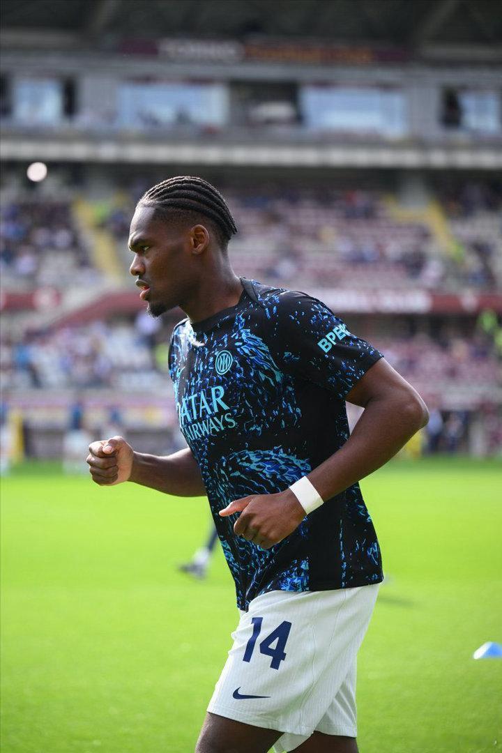 博尼的新造型国际米兰3比2科莫国际米兰晋级意杯决赛热点现场