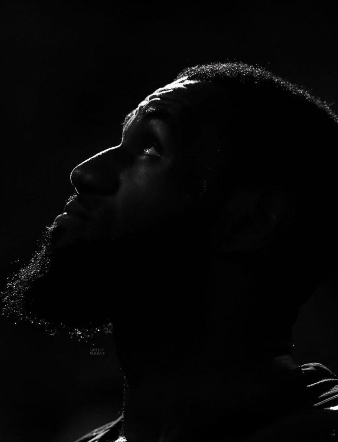 詹姆斯难怪巴克利这么讨厌詹姆斯——勒布朗所到之处皆胜。巴克利所到之处皆败。勒布朗