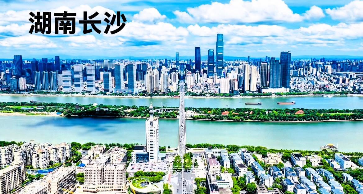 2025.大家觉得湖南长沙和江西南昌，这两个最新的城市建设，哪个好点？从这两个图