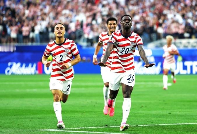 没有悬念了！随着美国2-0澳大利亚，或将产生以下5个连锁反应！1：亚洲球队无缘