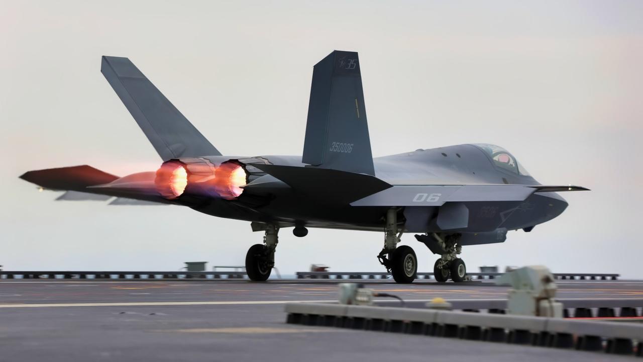 《歼-35上舰的真正意义：不是多一架隐身机，而是“体系门槛”被抬高了》很多人聊