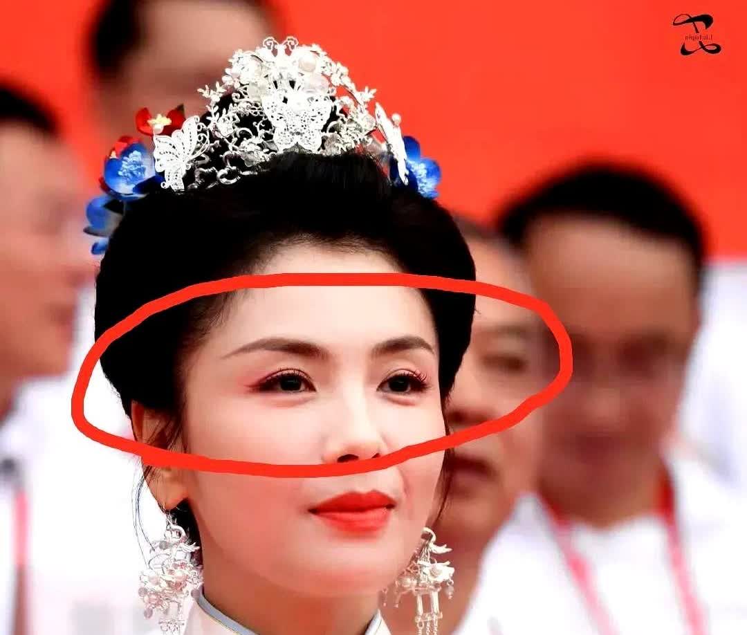 刘涛混上天庭的编制纯属意外，其实饰演妈祖最合适的人选并非是她，只因为刘涛长得实在