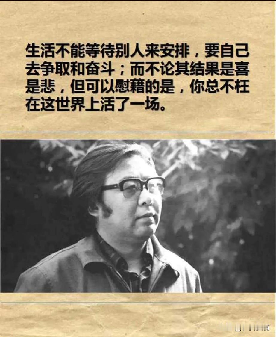 路遥的《平凡的世界》据说已经累计印刷发行了3600多万册，即使如此，现在还在以每