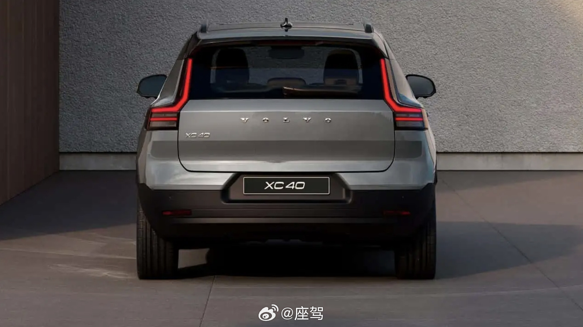 继旗舰XC90与主力XC60相继换新后，沃尔沃正式发布了旗下紧凑型SU