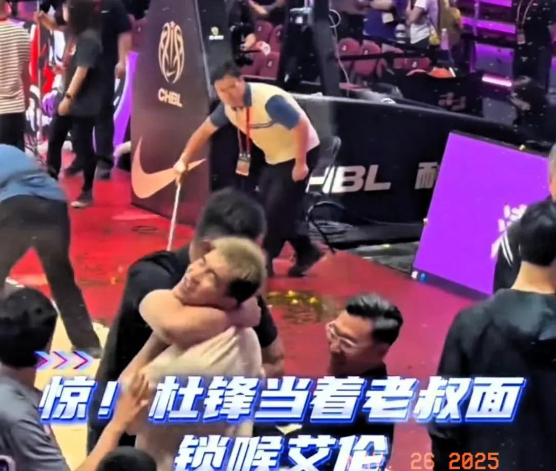 杜锋对郭艾伦的喜爱，不亚于胡明轩，恕我直言，大胆建议，下赛季向龙狮买断郭艾伦加盟
