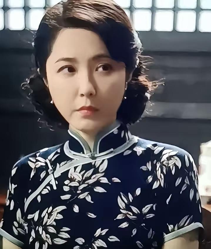 谍战剧《沉默的荣耀》看完四集，分享如下：于和伟饰演的吴石将军彻底颠覆了传统谍
