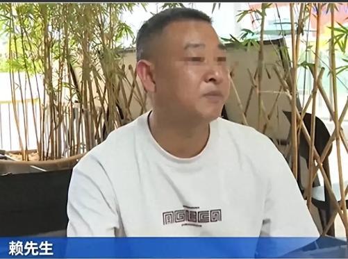 “我们凭什么替你还债？你背叛家庭的时候，想过我们吗！”重庆赖先生的两个女儿，愤怒