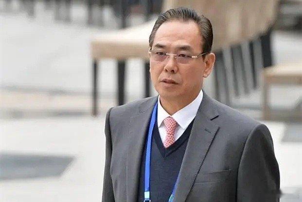 随着羽协主席张军被查，更能看出蔡振华这类始终干净、没被卷入任何贪腐风波的体坛管理