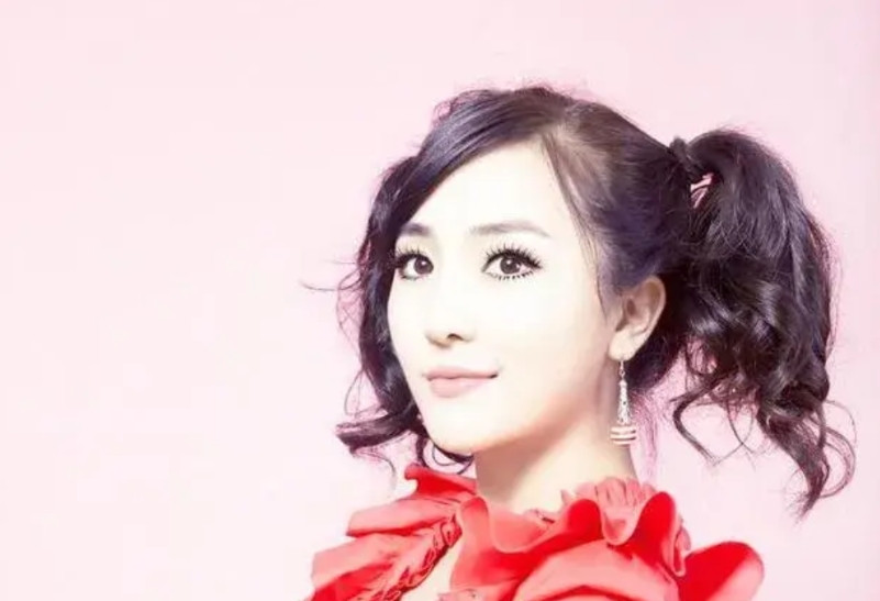 不会说话就装哑巴，是不会死人的中国女演员、模特夏馨雨星期二（6月3日）在微博发