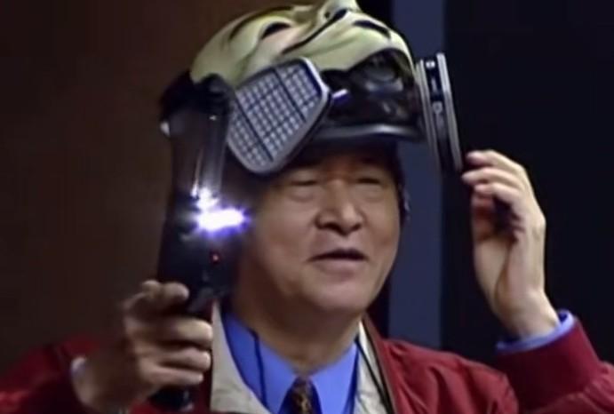李敖为什么要在70岁才参选立委呢？李敖在一档节目中开玩笑的说，有人问他为什么不搞