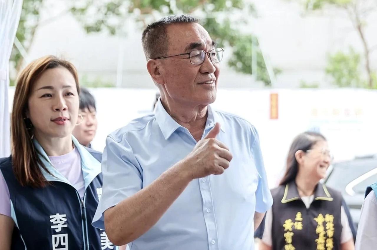 TVBS最新民调VS媒体人“忘关麦”，信谁？国民党新北市议会党团今（7）