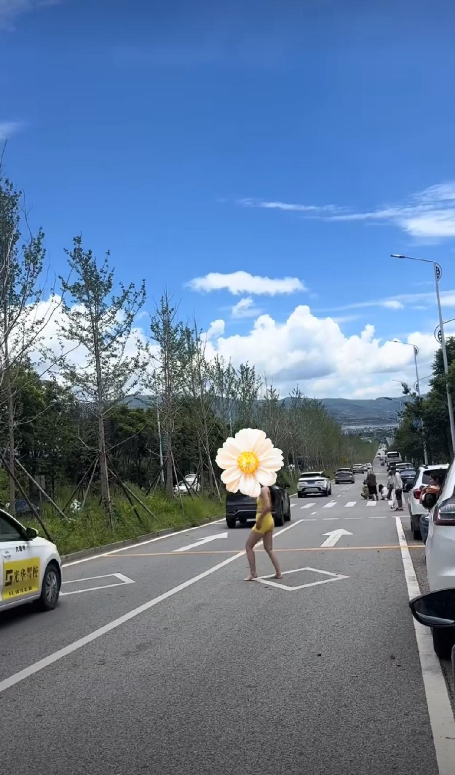 这种撞到了需要赔钱吗？别出来害人害己车祸赔偿技巧上下班事故赔偿全责车
