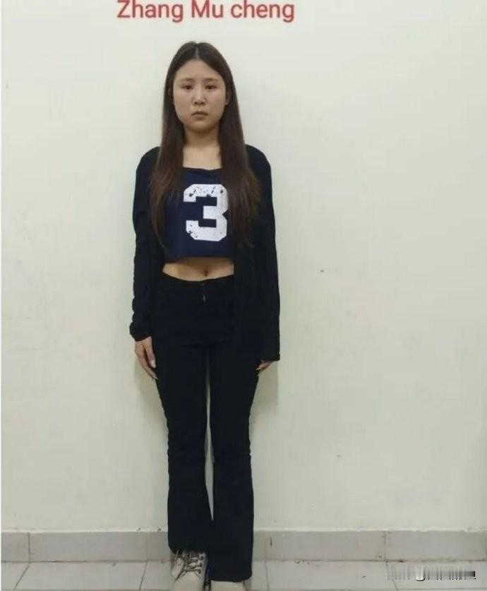 这网络上的反转剧，真是一出接一出！前几天，不是“橙子姐姐”的亲姐姐在网上发视频着