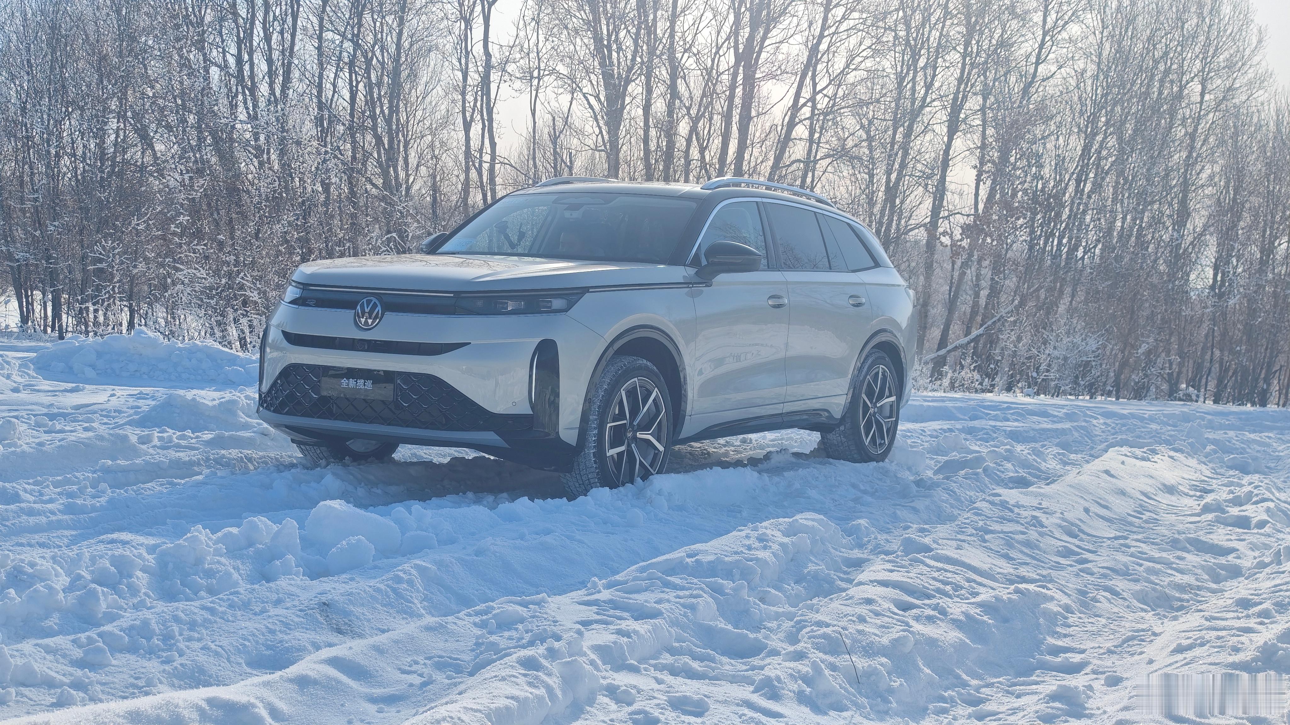 全新的大众揽巡换装了第五代EA888以后，一下定位就清晰多了，这个动力才是适合这